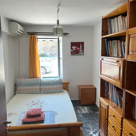 Tradinional Greek Villa, Village