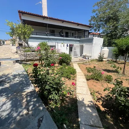 Tradinional Greek Villa, Village *